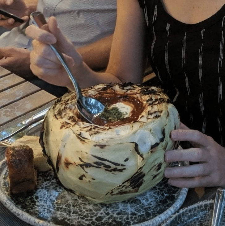 15 Unexpected Extraordinary Moments at Restaurants